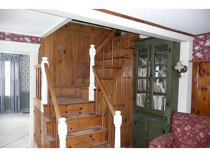 Stairs/Stairway.
