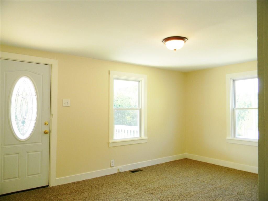 2562 Oak Forest Road Waynesburg, PA 15370 - Photo 3 of 9 Gallery Image 3
