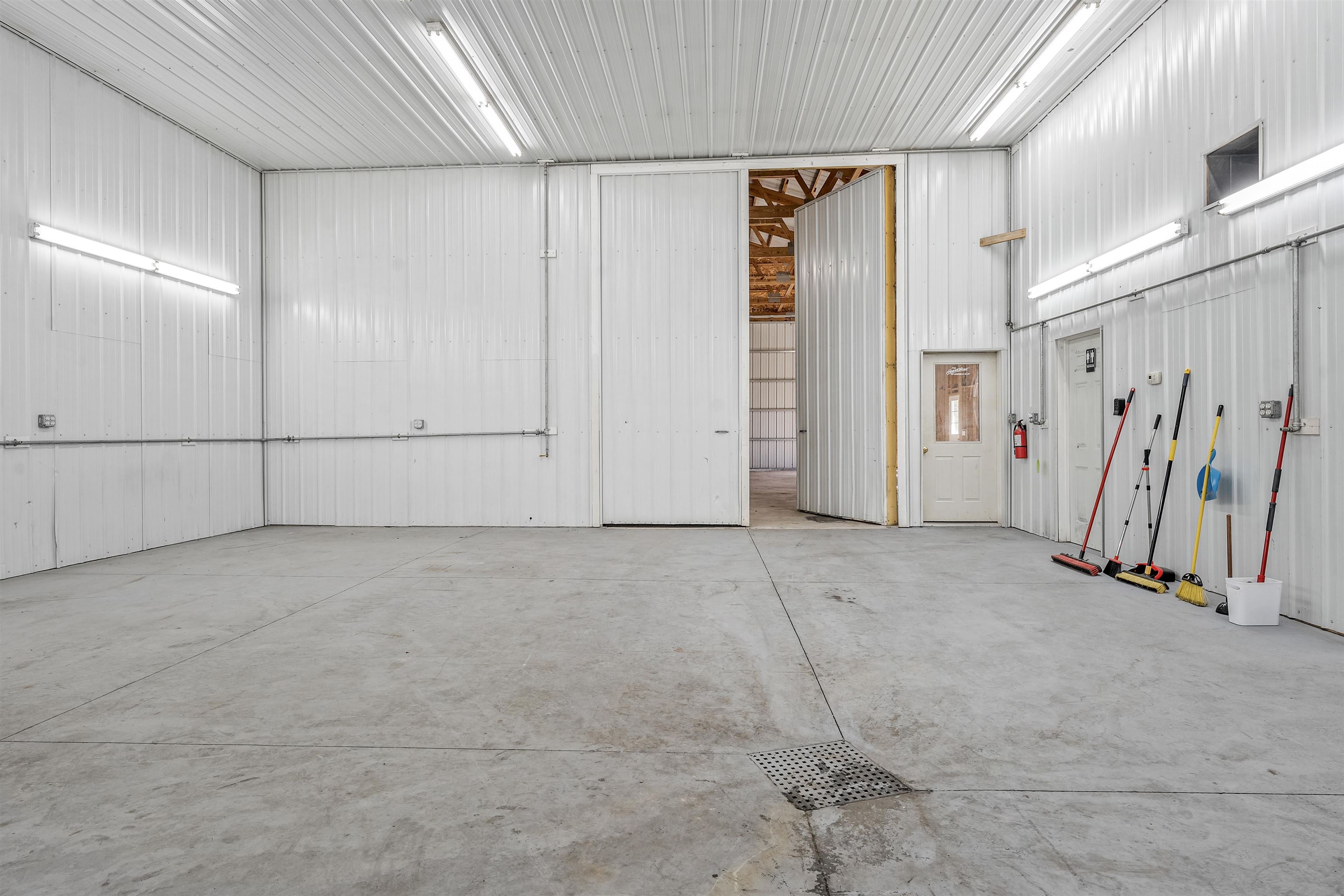 1168 County Rd C Pulaski, WI 54162 - Photo 34 of 63 Gallery Image 34