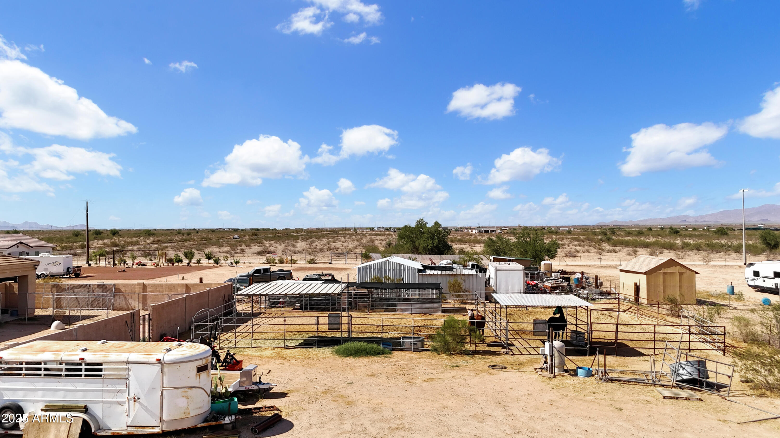 2423 South Johnson Road Buckeye, AZ 85326 - Photo 7 of 9 1e40a2d2a3d88ead73a52b503ed283fbd7bbf133