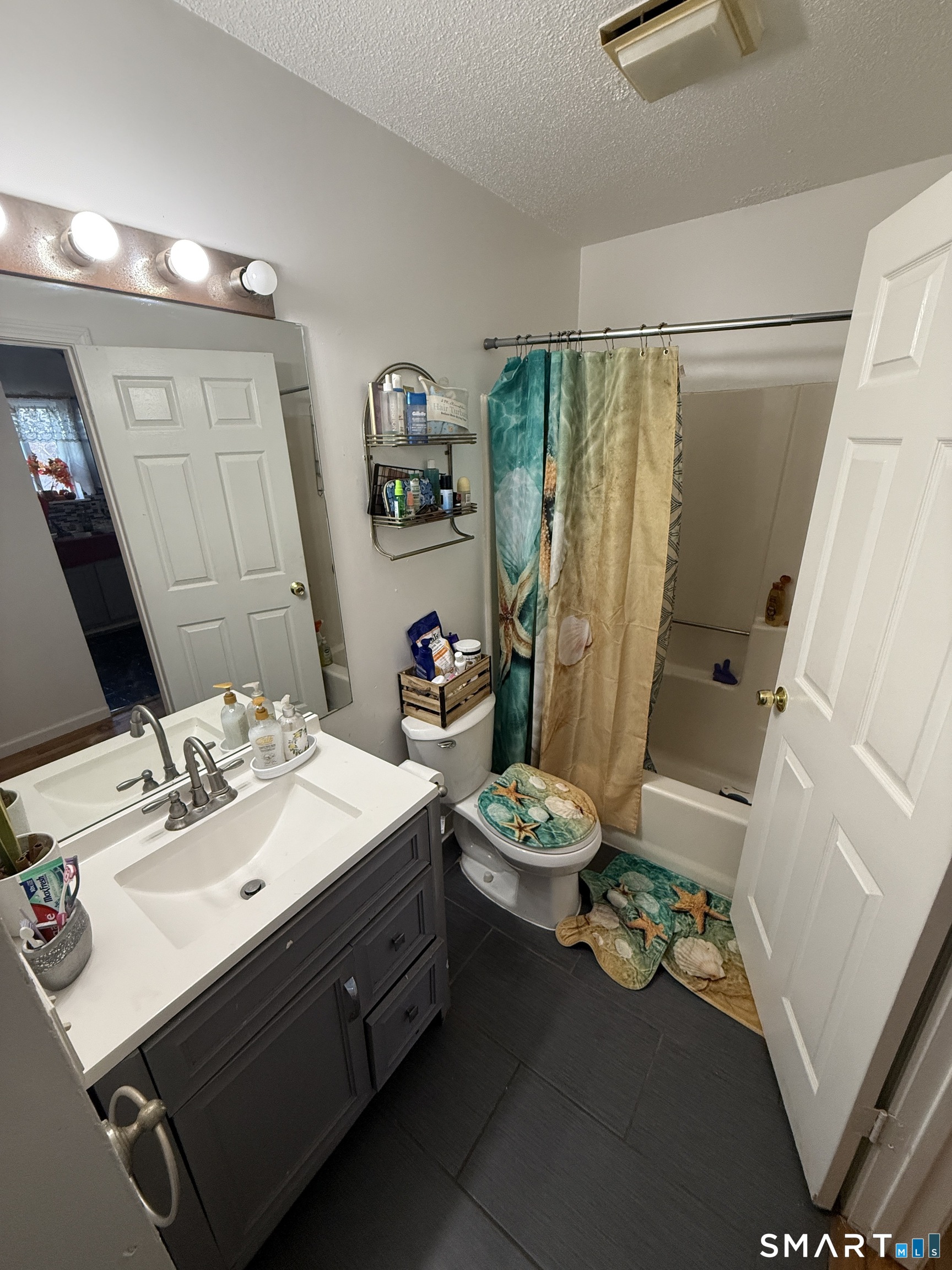 135 Flax Hill Road, Unit 10 Norwalk, CT 06854 - Photo 5 of 9