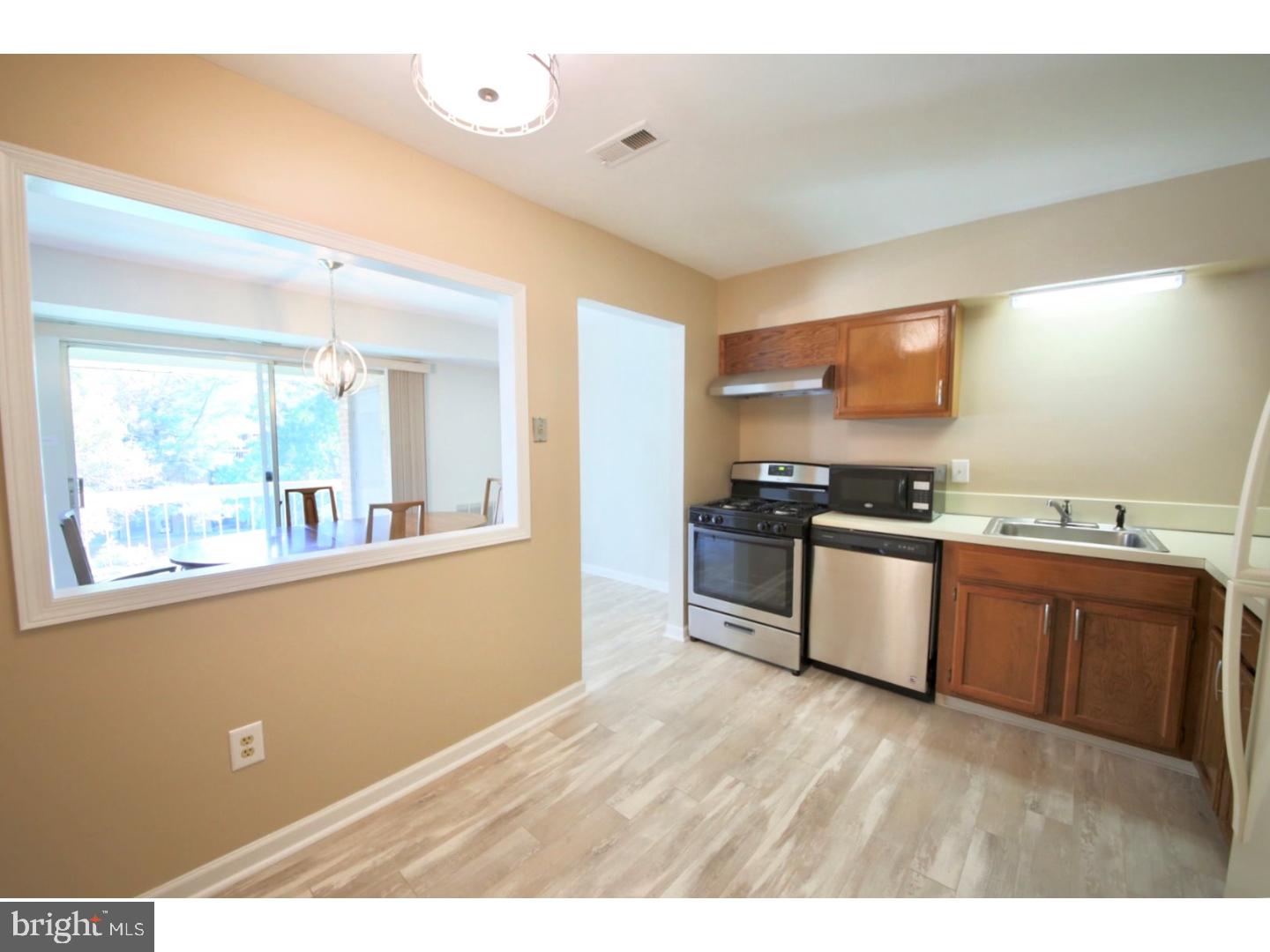 163-6 Echelon Road Voorhees, NJ 08043 - Photo 8 of 23 Kitchen