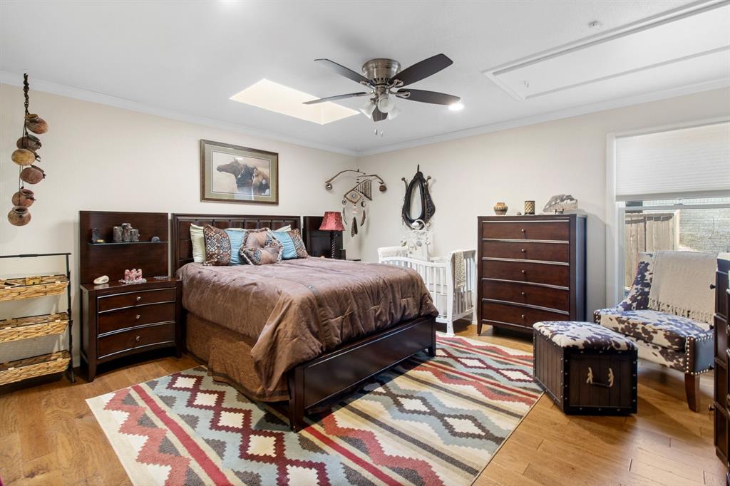 905 Crowley Road Arlington, TX 76012 - Photo 26 of 40