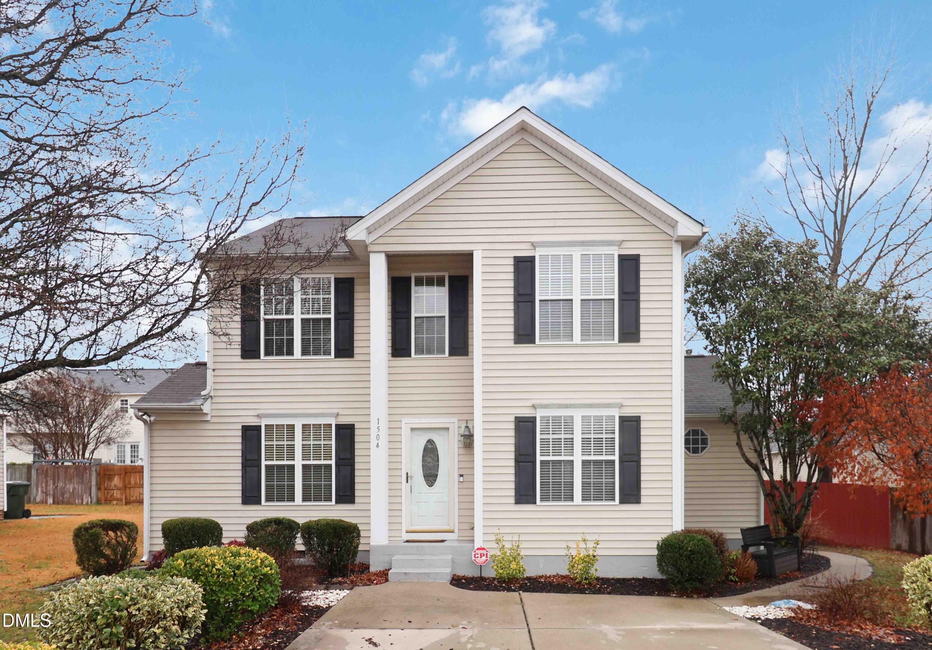 a view of a large white building