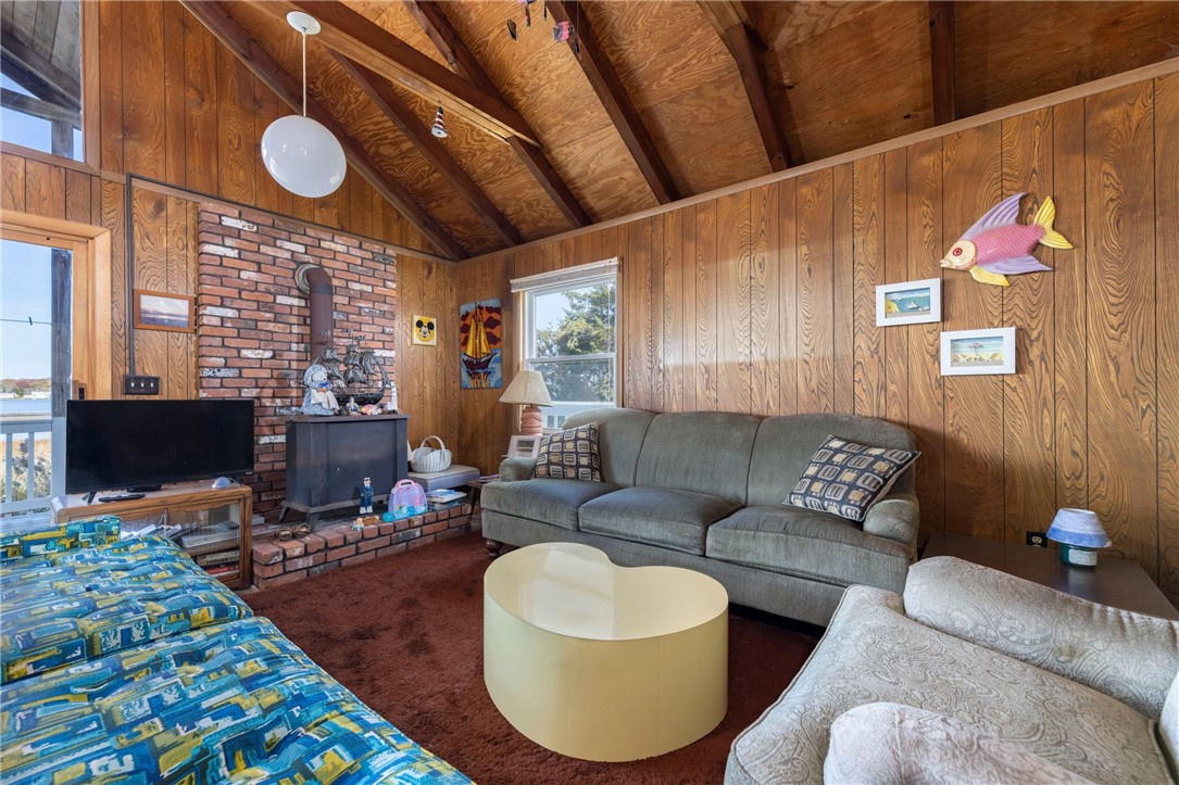 392 Atlantic Avenue Westerly, RI 02891 - Photo 11 of 50