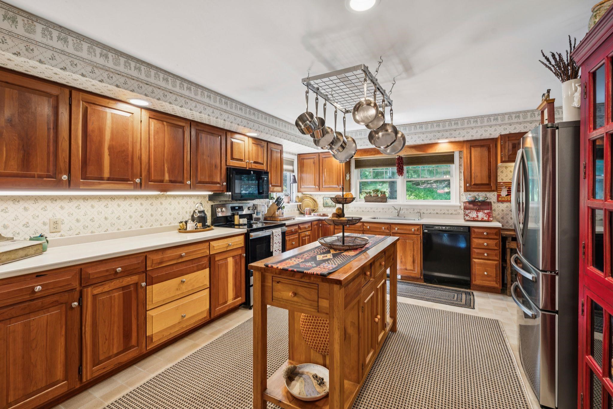 233 Brothers Road Hartland, VT 05048 - Photo 11 of 52 Gallery Image 11