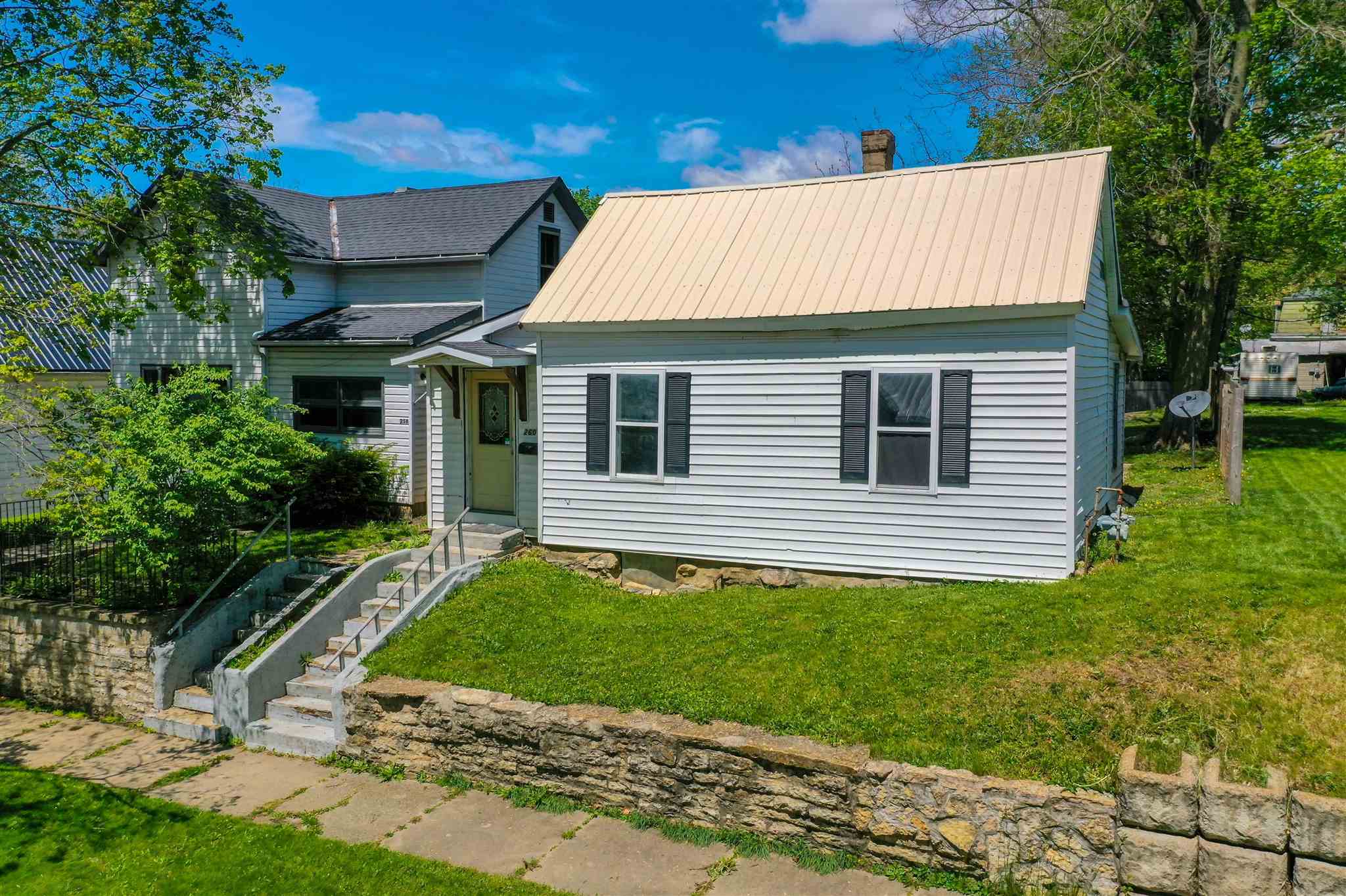 260 East Maple Street Wabash, IN 46992 - Photo 1 of 14 Gallery Image 1