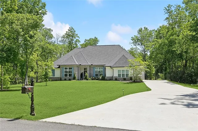 $729,000 | 14 Arbor Lane, New Orleans, LA 70131