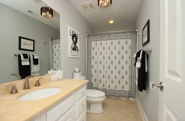 $1,267,500 | 101 Old Grassy Hill Road, Woodbury, CT 06798