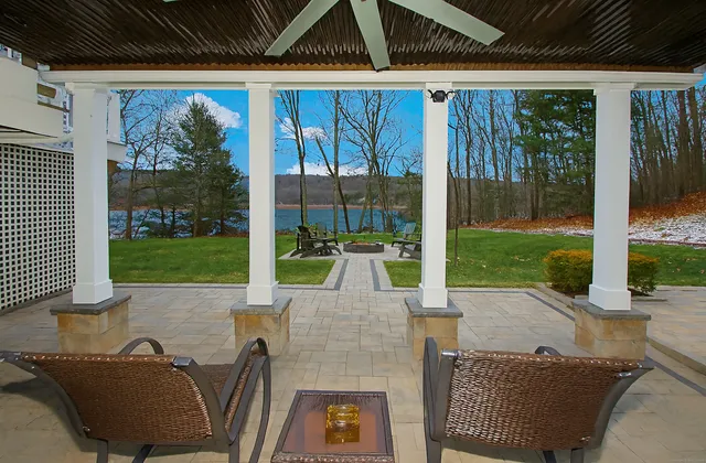 $1,267,500 | 101 Old Grassy Hill Road, Woodbury, CT 06798