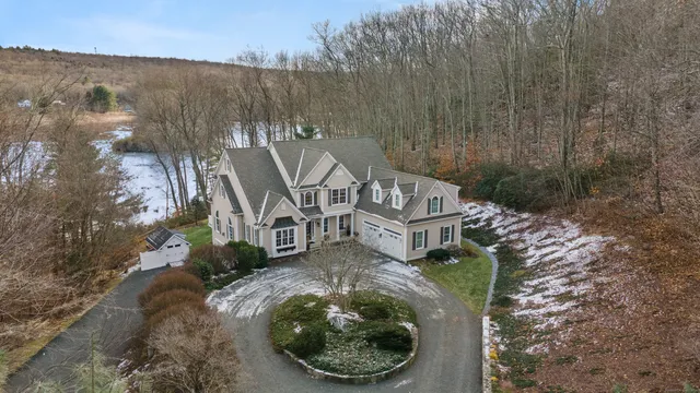 $1,267,500 | 101 Old Grassy Hill Road, Woodbury, CT 06798