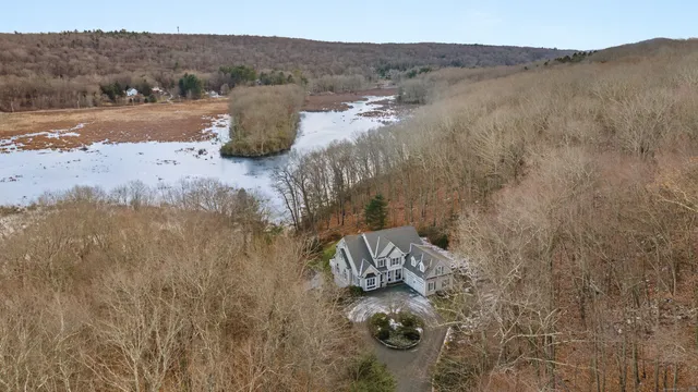 $1,267,500 | 101 Old Grassy Hill Road, Woodbury, CT 06798