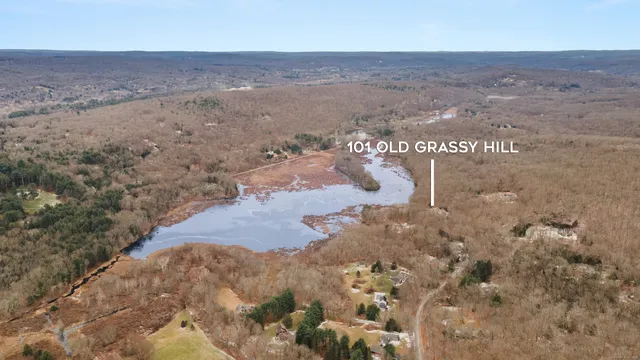 $1,267,500 | 101 Old Grassy Hill Road, Woodbury, CT 06798