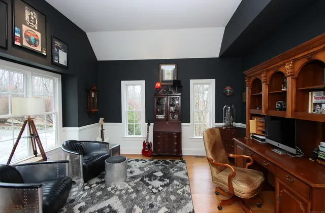 $1,267,500 | 101 Old Grassy Hill Road, Woodbury, CT 06798