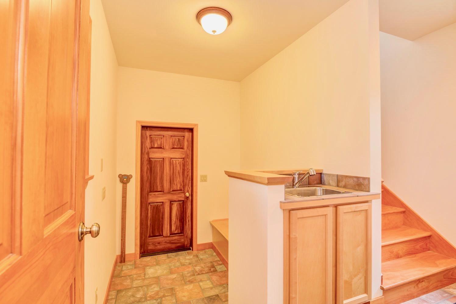 1086 North Berwick Road Wells, ME 04090 - Photo 28 of 66 1086 N Berwick Rd Wells ME-large-040-059