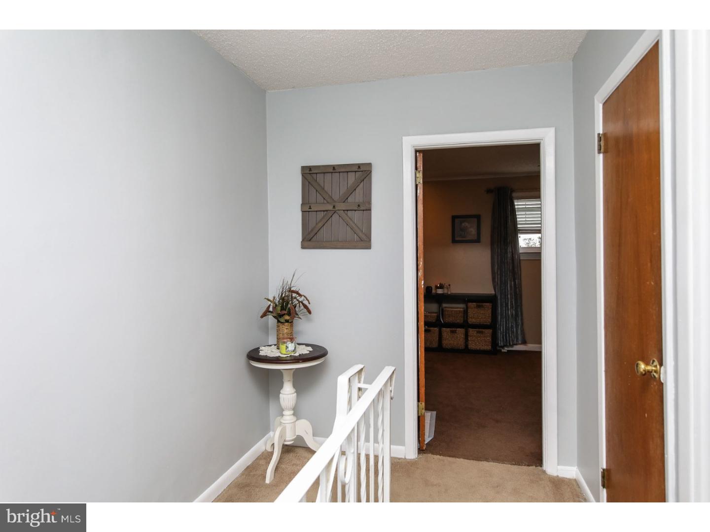 3351 Fairdale Road Philadelphia, PA 19154 - Photo 12 of 25