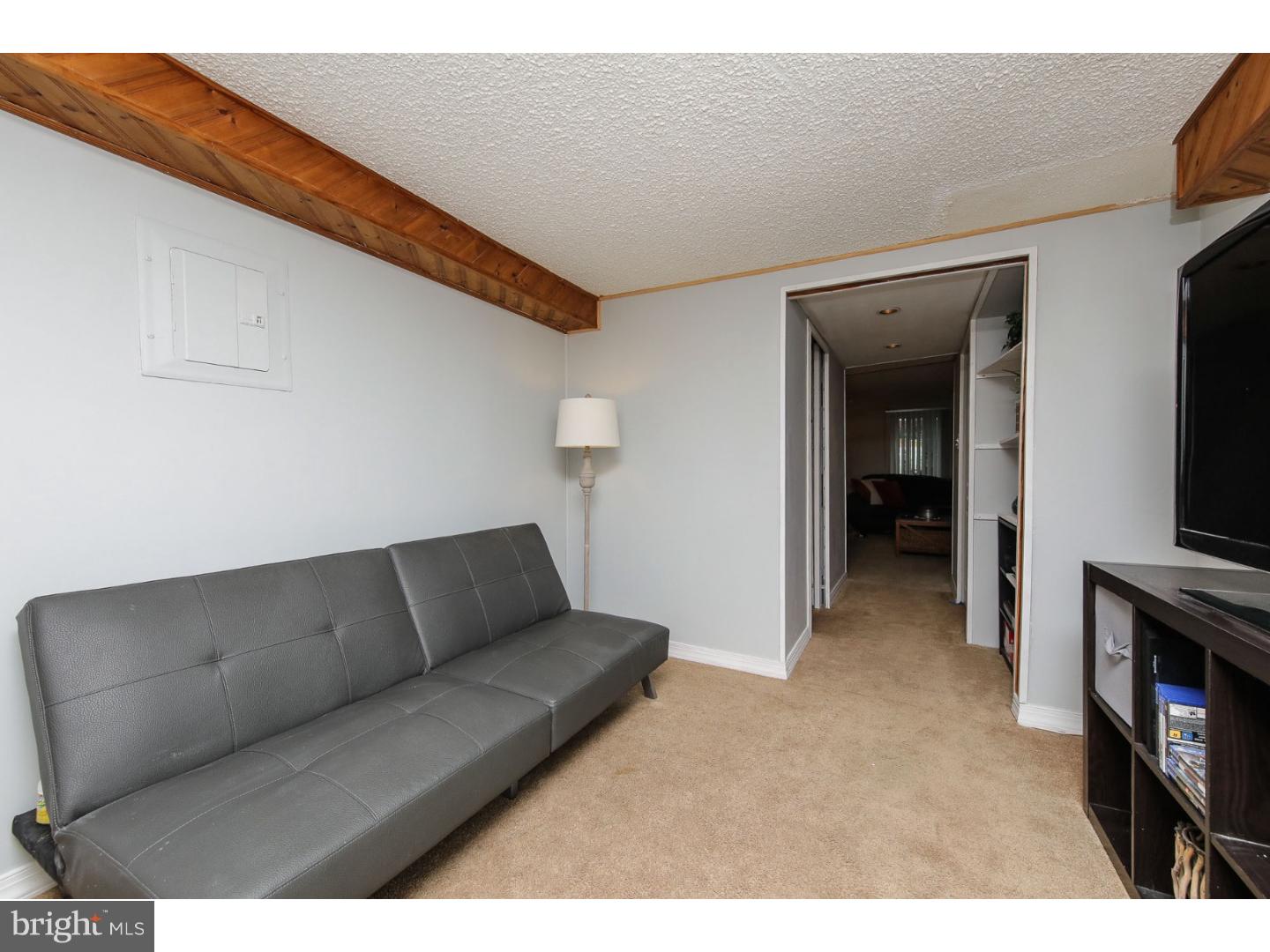 3351 Fairdale Road Philadelphia, PA 19154 - Photo 22 of 25