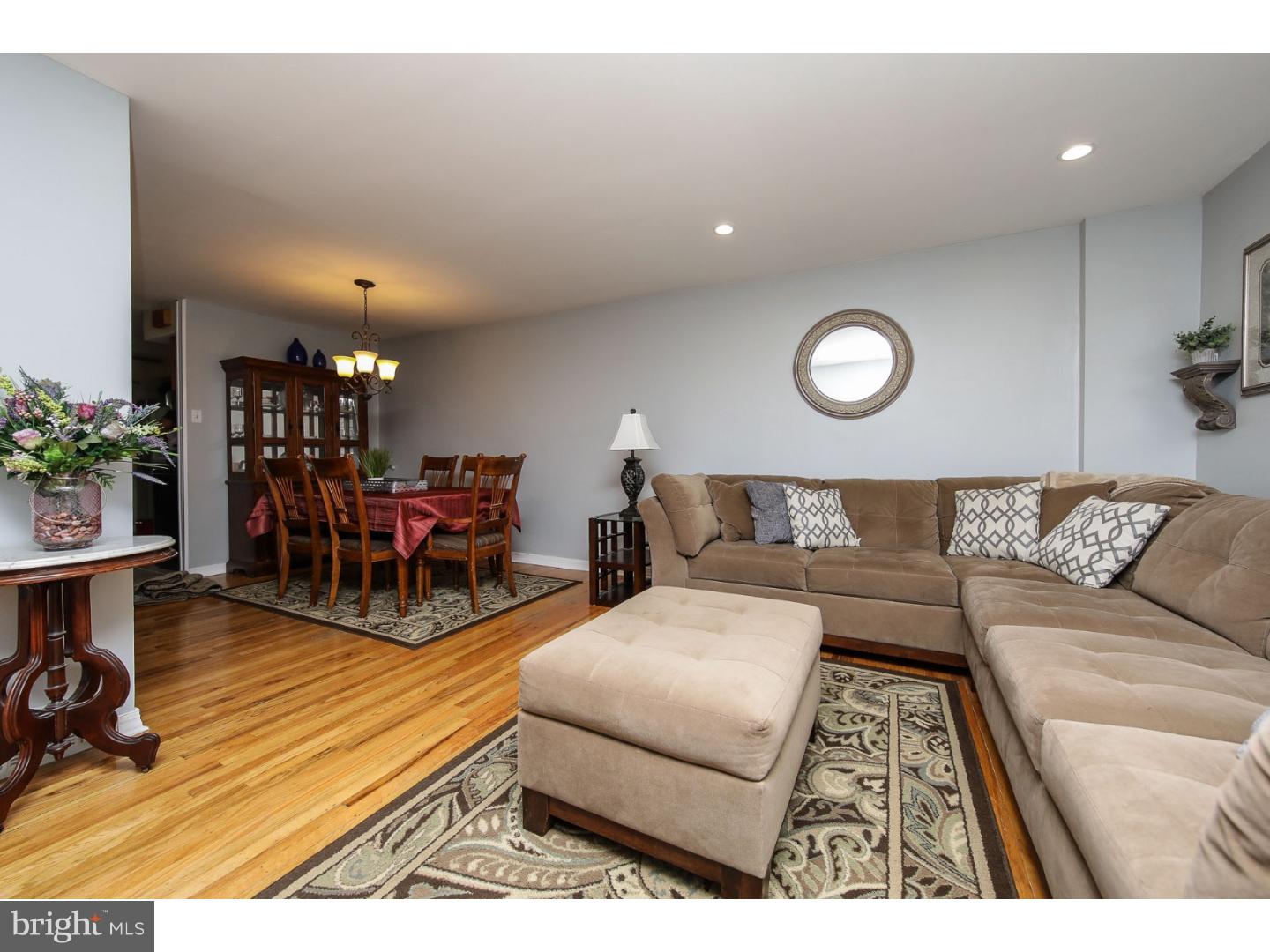 3351 Fairdale Road Philadelphia, PA 19154 - Photo 5 of 25