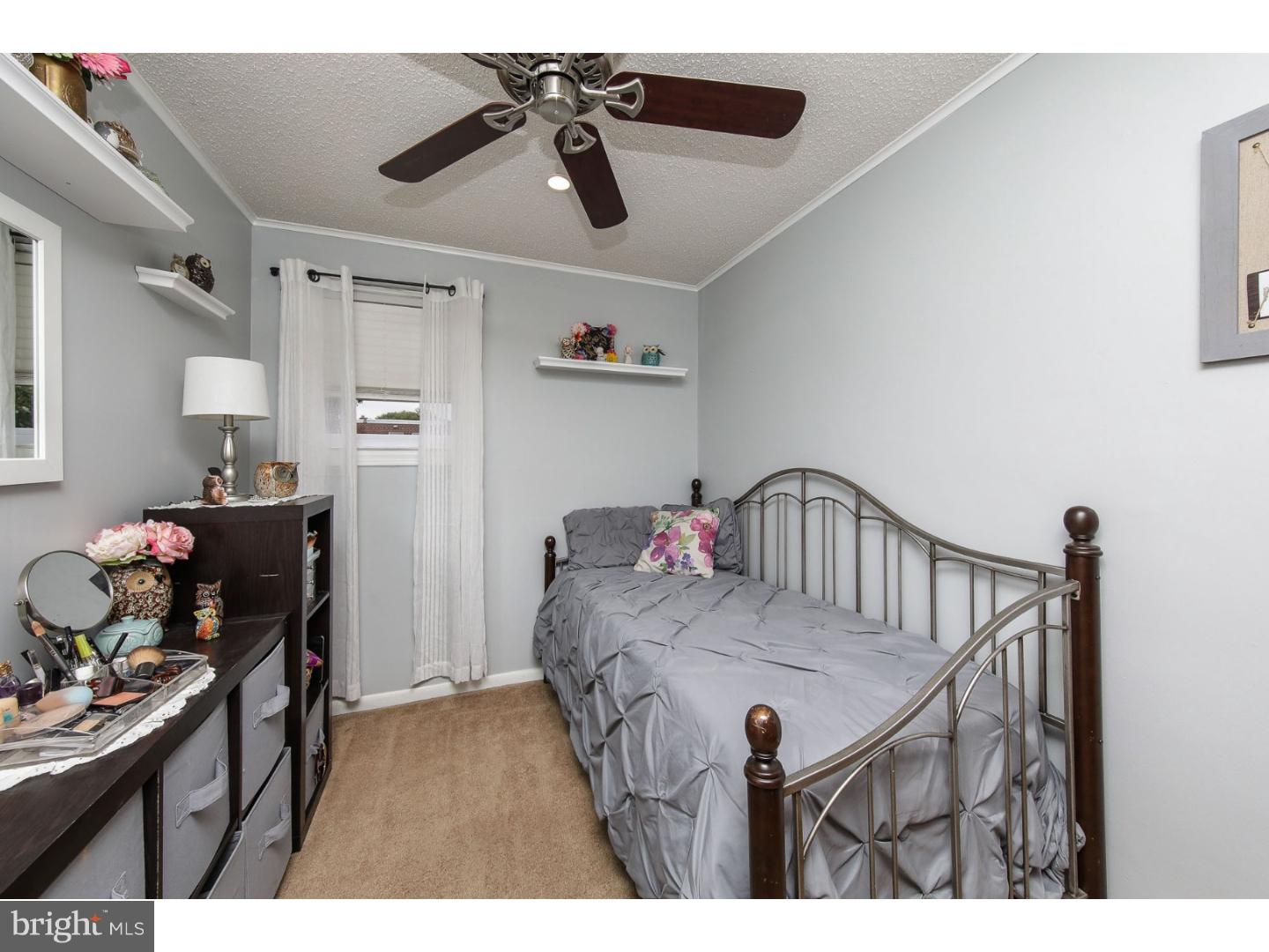 3351 Fairdale Road Philadelphia, PA 19154 - Photo 10 of 25