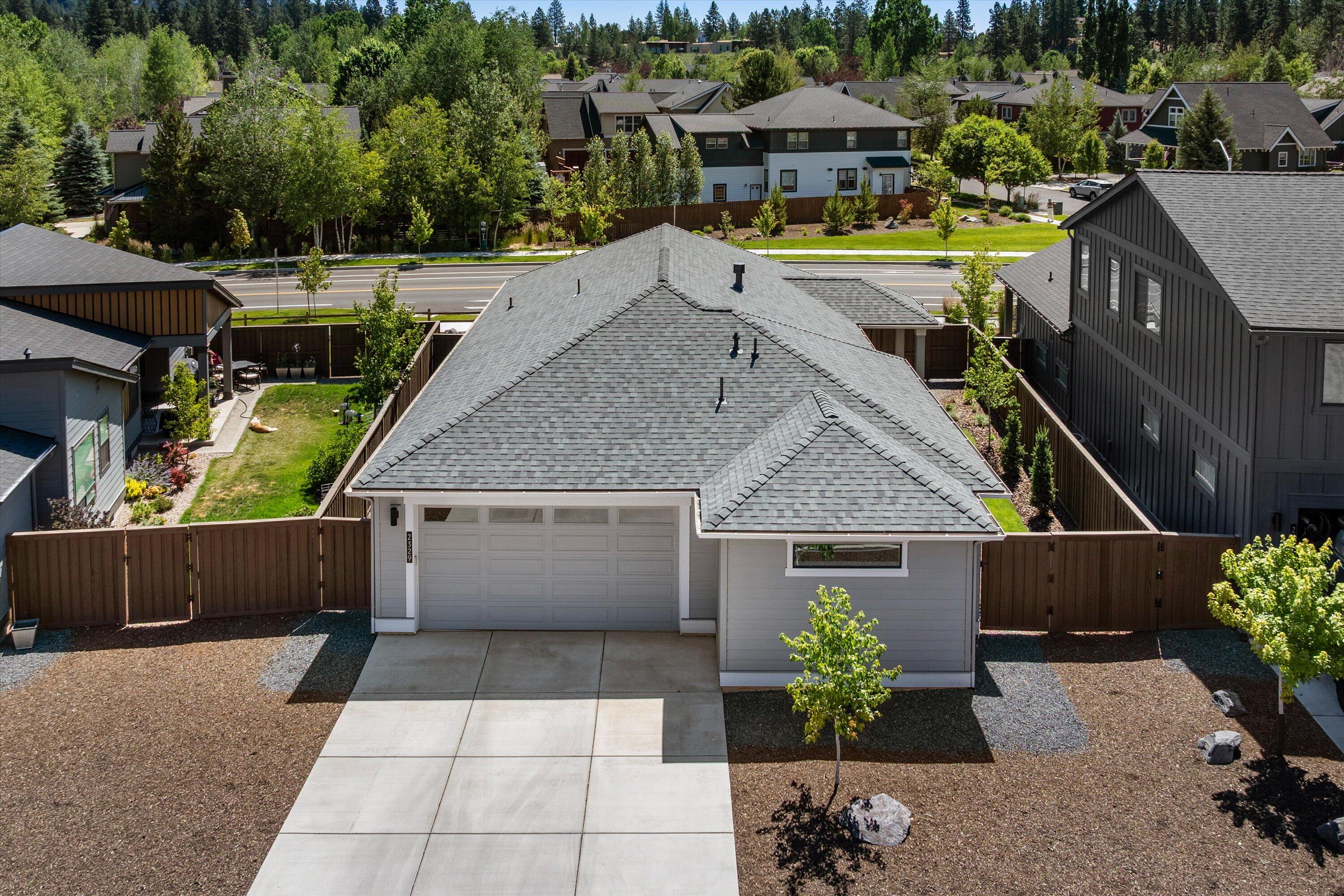 2329 Northwest Skyline Ranch Road Bend, OR 97703 - Photo 28 of 33 45-20250707 JILL ROSELL-48