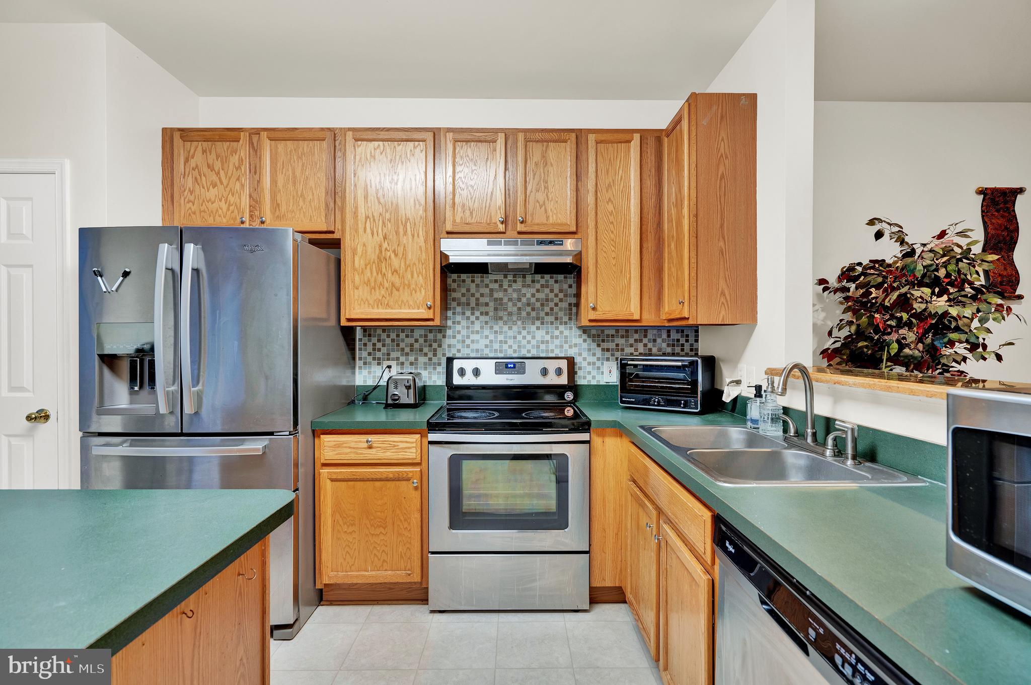 4008 Tidewood Road Middle River, MD 21220 - Photo 5 of 38 Gallery Image 5