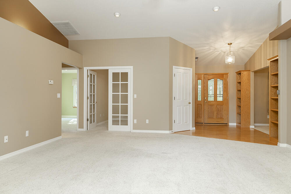 178 Incline Drive Grants Pass, OR 97527 - Photo 6 of 49 5