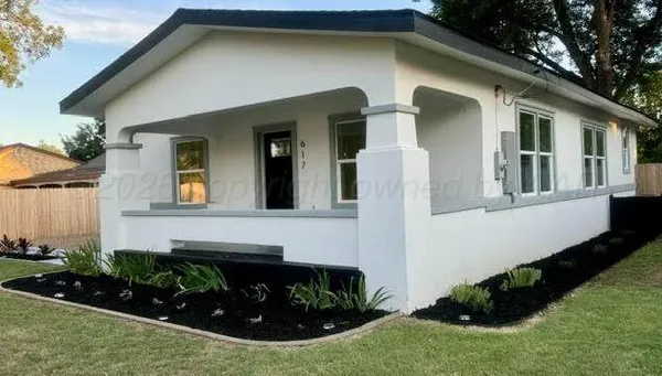 $199,995 | 617 West Sixth, Clarendon, TX 79226