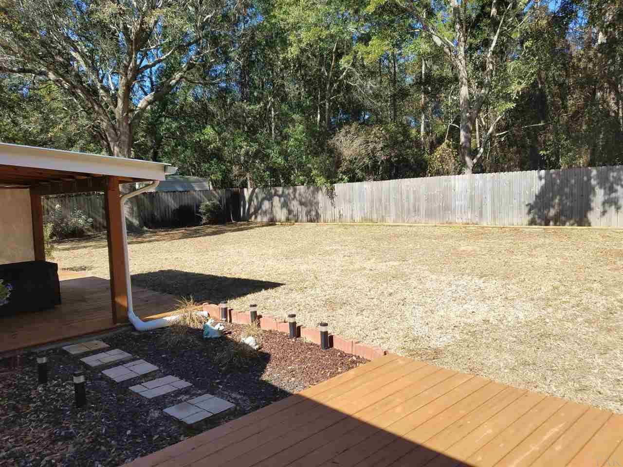 5748 Pebble Ridge Drive Milton, FL 32583 - Photo 9 of 24 Gallery Image 9