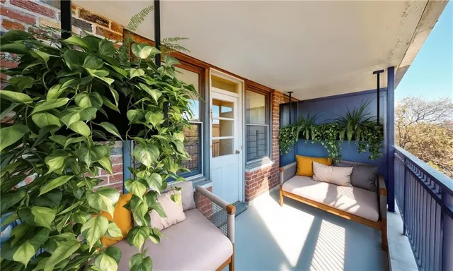 $375,000 | 540 Ocean Parkway, Unit 4H | Kensington