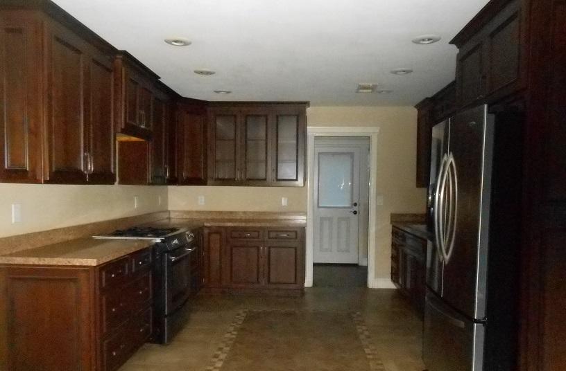 1914 Canyon Road Redding, CA 96001 - Photo 4 of 13 DSCN3308