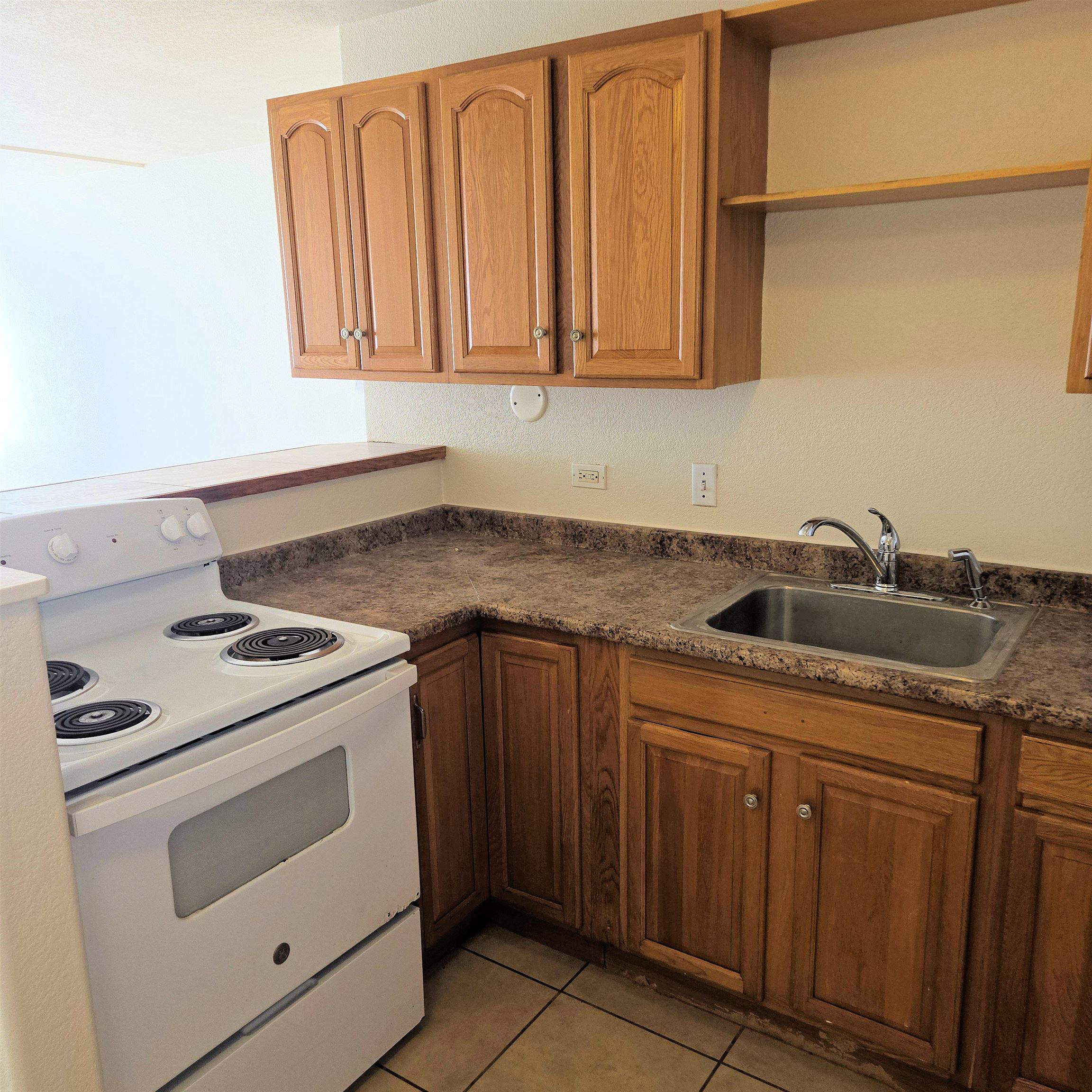 111 Kahului Beach Road, Unit B206 Kahului, HI 96732 - Photo 5 of 15 Gallery Image 5