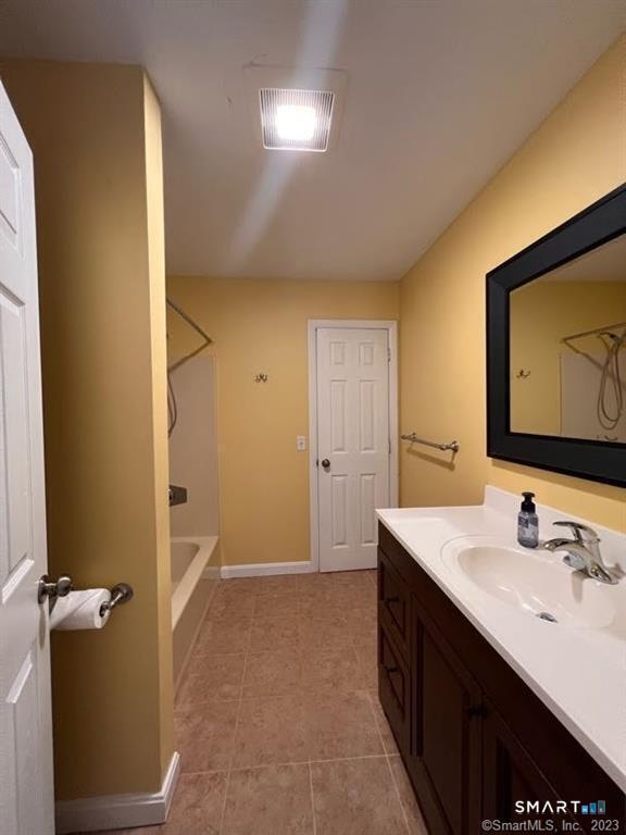 223 Flanders Road, Unit 8 East Lyme, CT 06357 - Photo 7 of 31