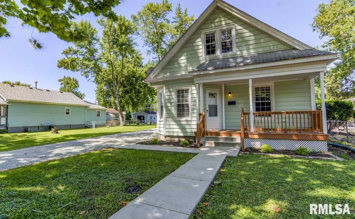921 North Wheeler Avenue Springfield, IL 62702 - Photo 1 of 36 Gallery Image 1