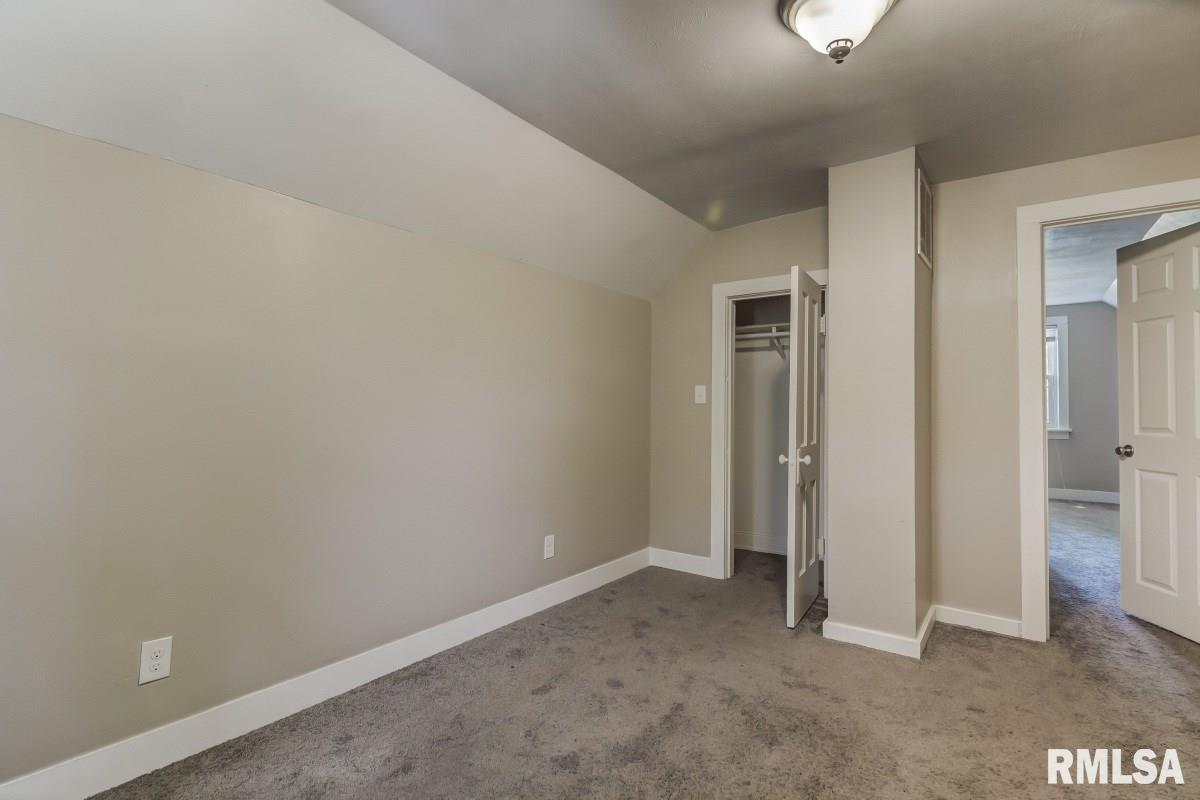 921 North Wheeler Avenue Springfield, IL 62702 - Photo 13 of 36 Gallery Image 13