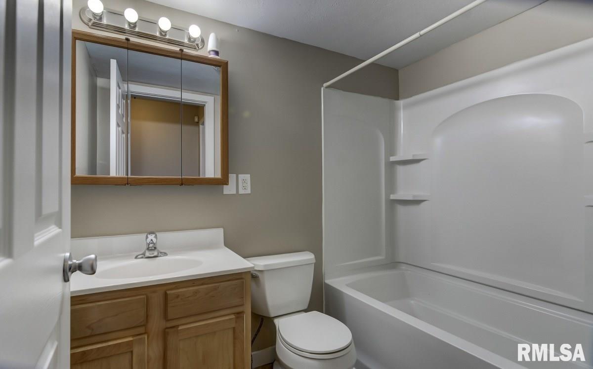 921 North Wheeler Avenue Springfield, IL 62702 - Photo 28 of 36 Gallery Image 28