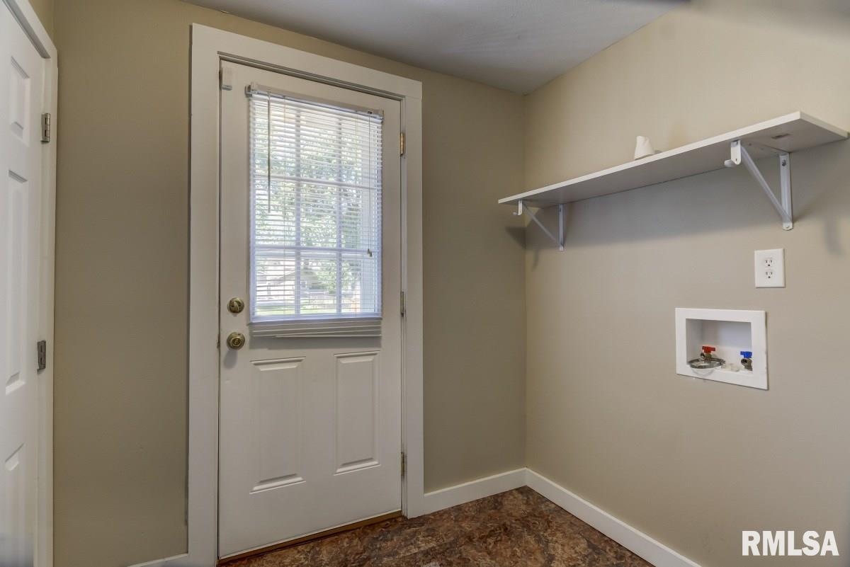 921 North Wheeler Avenue Springfield, IL 62702 - Photo 29 of 36 Gallery Image 29