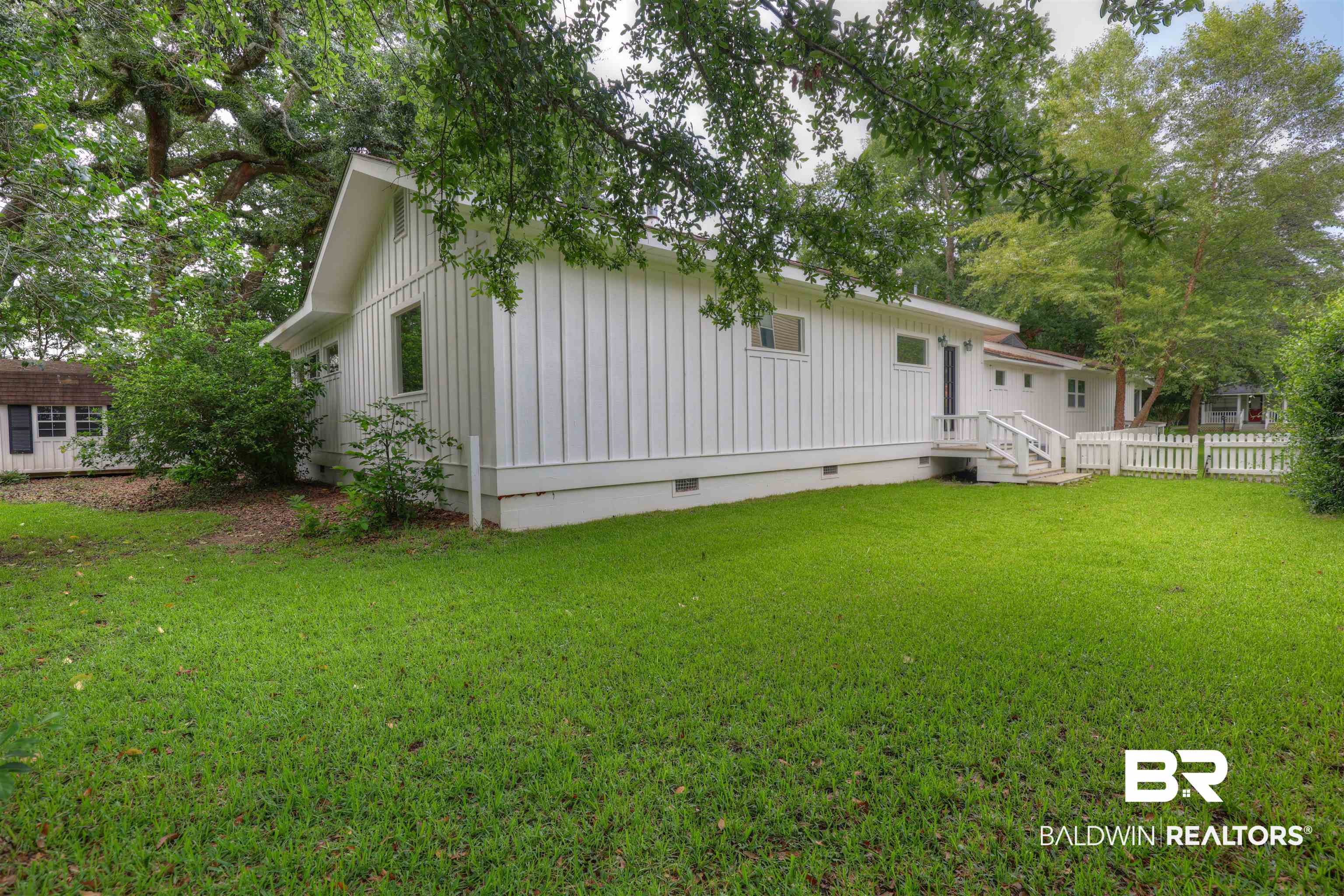 711 Magnolia Avenue Daphne, AL 36526 - Photo 25 of 28