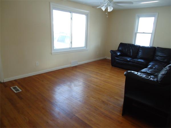 11 Silvin Road Chicopee, MA 01013 - Photo 3 of 7 Gallery Image 3