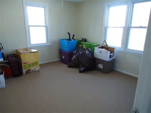 11 Silvin Road Chicopee, MA 01013 - Photo 6 of 7 Gallery Image 6