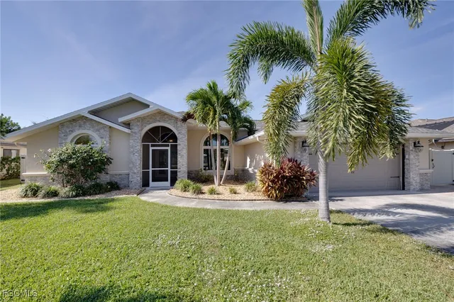 $479,000 | 3718 Palm Tree Boulevard, Cape Coral, FL 33904