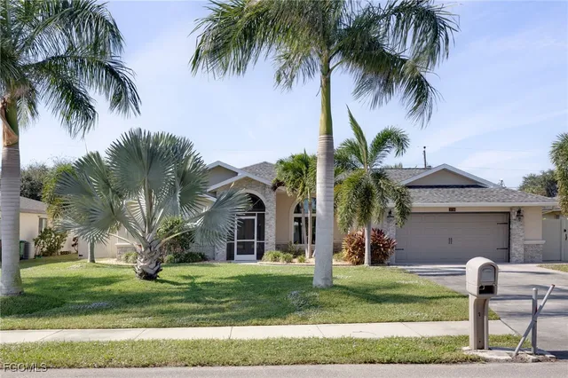 $479,000 | 3718 Palm Tree Boulevard, Cape Coral, FL 33904