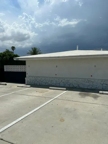 $2,500 | 4490 East Camino Parocela, Unit 2, Palm Springs, CA 92264