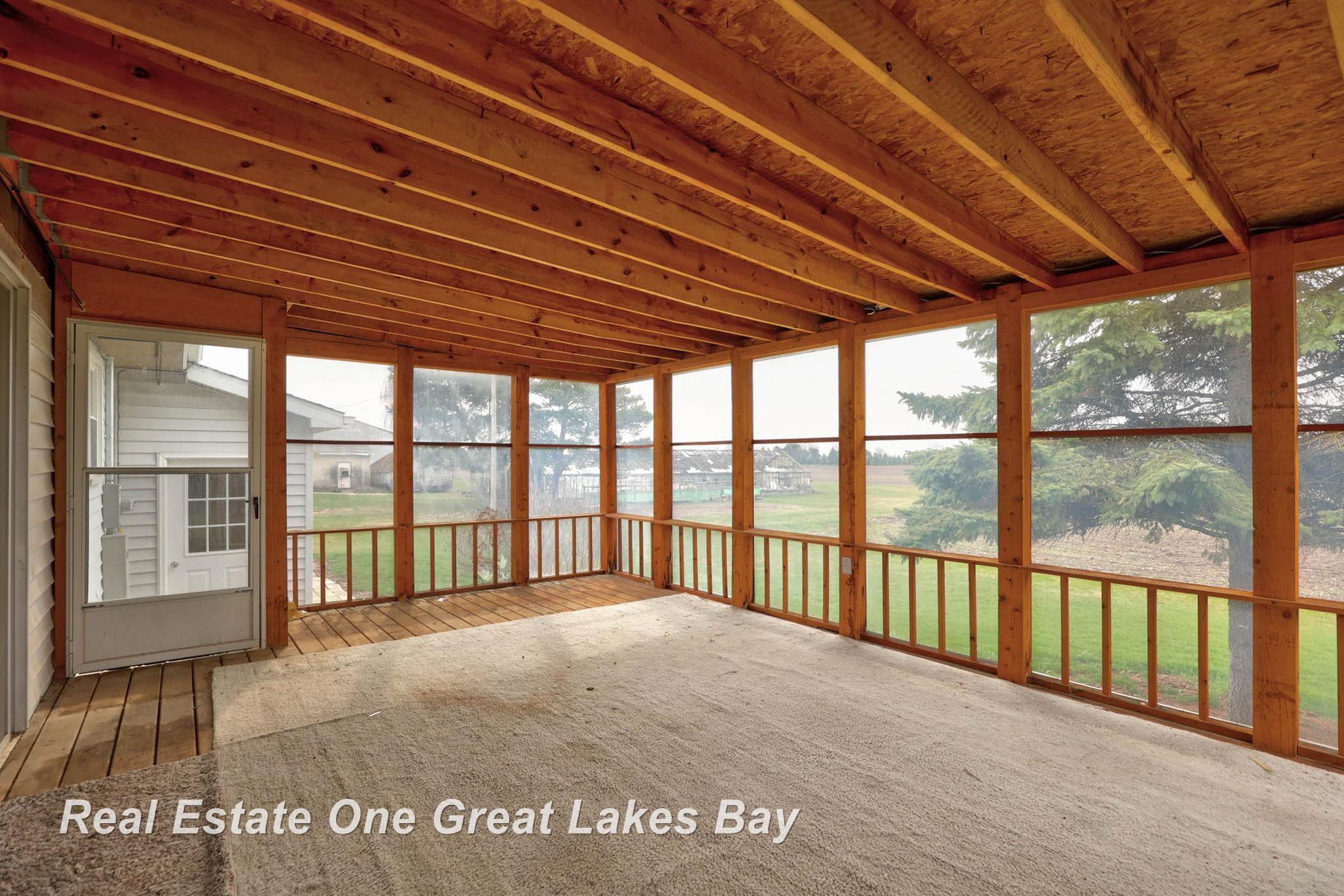 2365 West German Road Bay City, MI 48708 - Photo 20 of 50 50172130-77246fec-8059-4e02-a162-e5767185ca24.JPG