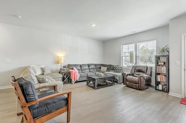 $315,000 | 147 Pine Gate Drive, Summerville, SC 29483