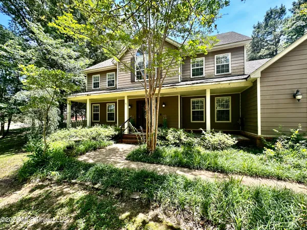 $365,000 | 8863 Sheltowee Trail, Hernando, MS 38632