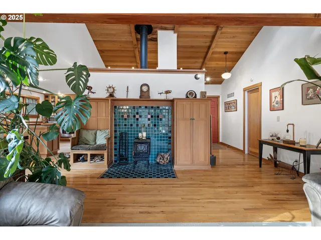 $779,900 | 1867 Fircrest Drive, Eugene, OR 97403