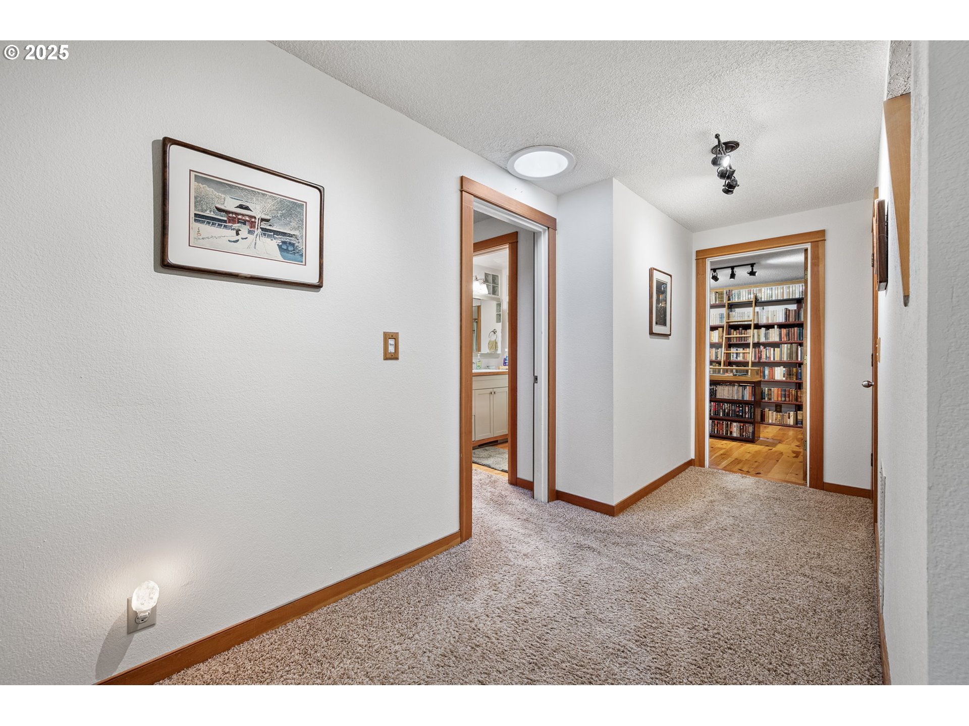 1867 Fircrest Drive Eugene, OR 97403 - Photo 23 of 48 a view interior of a house and an entryway