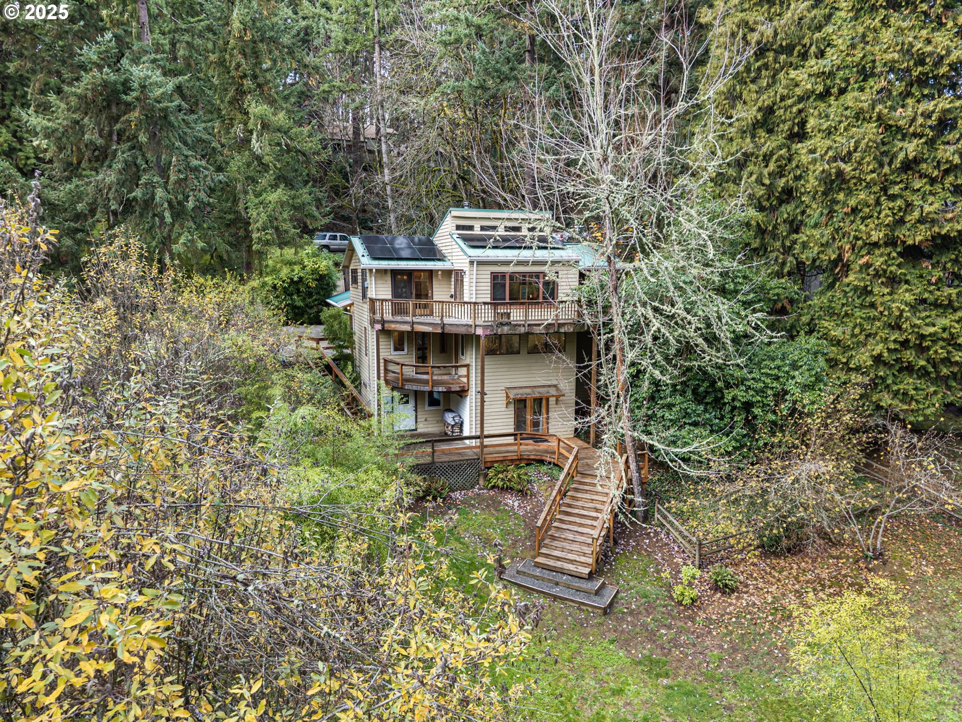 1867 Fircrest Drive Eugene, OR 97403 - Photo 48 of 48 a view of a balcony with furniture