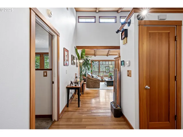 $779,900 | 1867 Fircrest Drive, Eugene, OR 97403