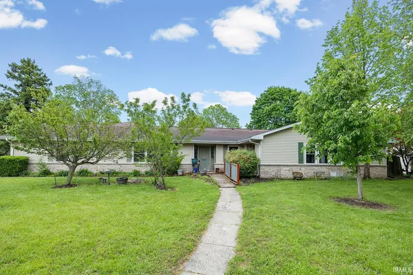 $329,900 | 907 Woodmere Drive, Lafayette, IN 47905